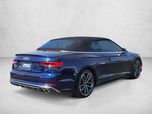 Navarra Blue Metallic/Black Roof 2018 Audi S5 3.0T Prestige