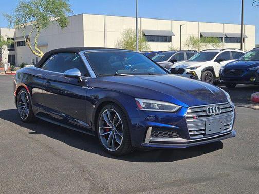 Navarra Blue Metallic/Black Roof 2018 Audi S5 3.0T Prestige