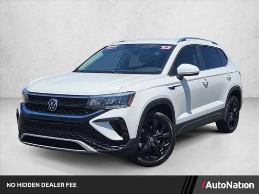 Pure White 2022 Volkswagen Taos 1.5T SE