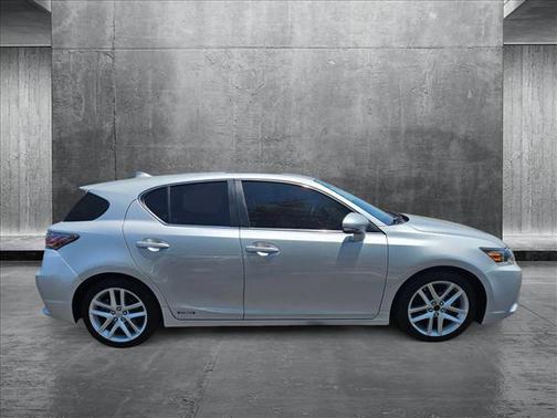 2014 Lexus CT 200h Hybrid