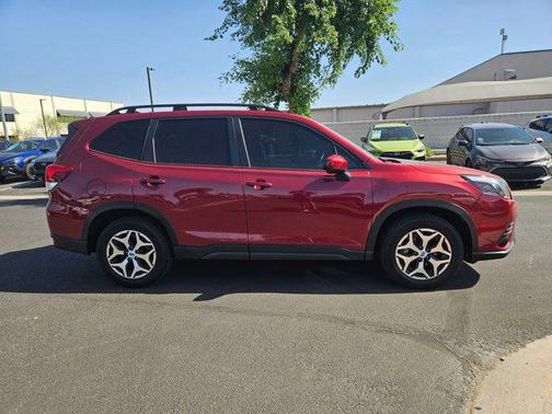 Crimson Red Pearl 2022 Subaru Forester Premium