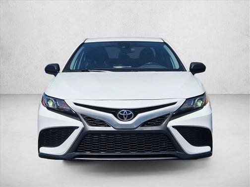 Super White 2021 Toyota Camry SE