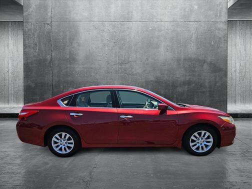 2016 Nissan Altima 2.5 S