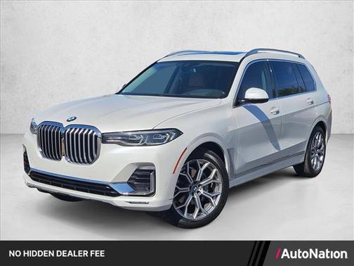 Mineral White Metallic 2021 BMW X7 xDrive40i