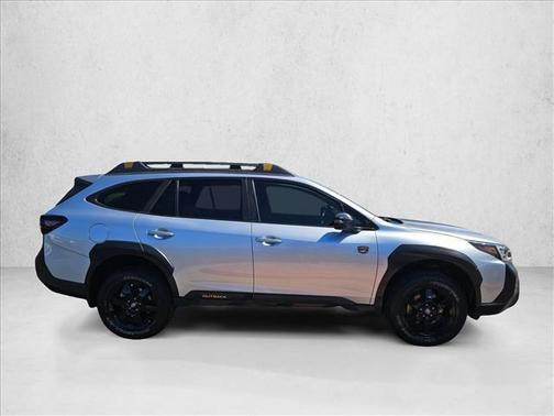 Ice Silver Metallic 2022 Subaru Outback Wilderness