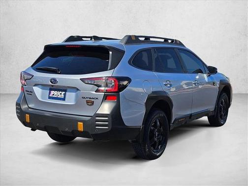Ice Silver Metallic 2022 Subaru Outback Wilderness
