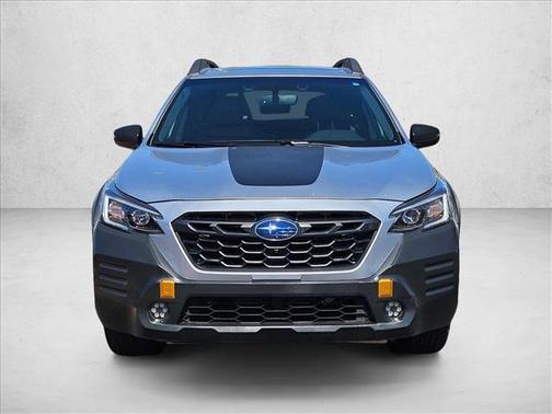 Ice Silver Metallic 2022 Subaru Outback Wilderness