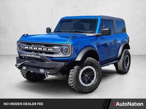 Velocity Blue Metallic 2023 Ford Bronco Base
