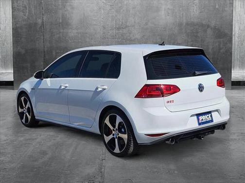 2017 Volkswagen Golf GTI 2.0T S 4-Door