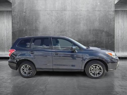 2014 Subaru Forester 2.5i