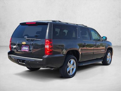 Black Granite Metallic 2013 Chevrolet Suburban 1500 LT