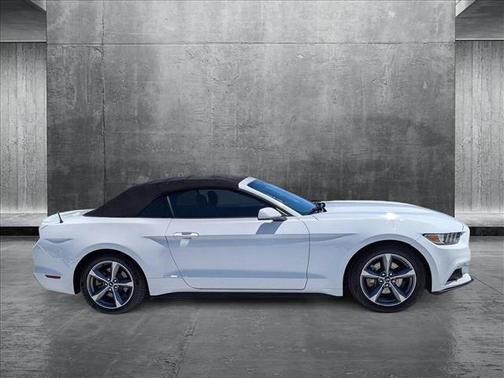 2016 Ford Mustang V6