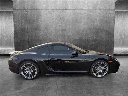 Photo 5 of 20 of 2018 Porsche 718 Cayman Base