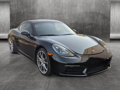 Photo 3 of 20 of 2018 Porsche 718 Cayman Base