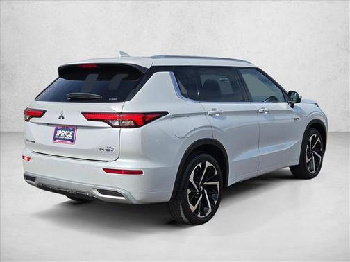 2023 Mitsubishi Outlander PHEV SEL