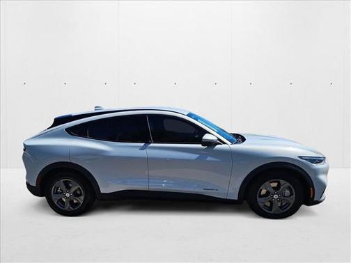 2022 Ford Mustang Mach-E Select