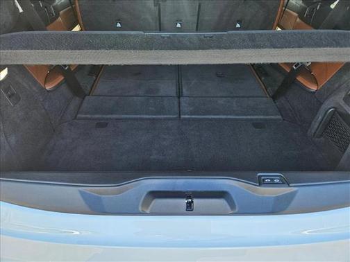 Alpine White 2024 BMW X7 xDrive40i