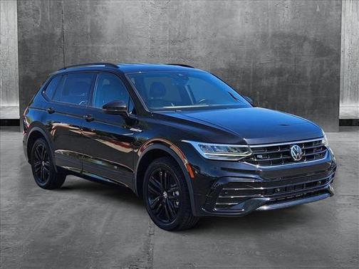 2022 Volkswagen Tiguan 2.0T SE R-Line Black