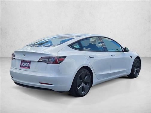 2022 Tesla Model 3 Standard Range