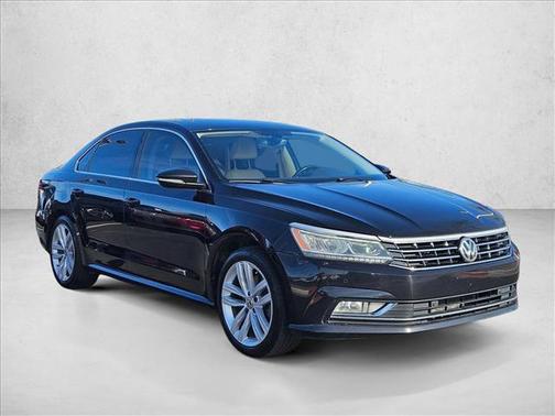 2018 Volkswagen Passat 2.0T SE