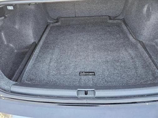 2018 Volkswagen Passat 2.0T SE