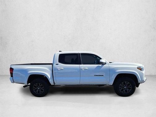 Ice Cap 2023 Toyota Tacoma SR5