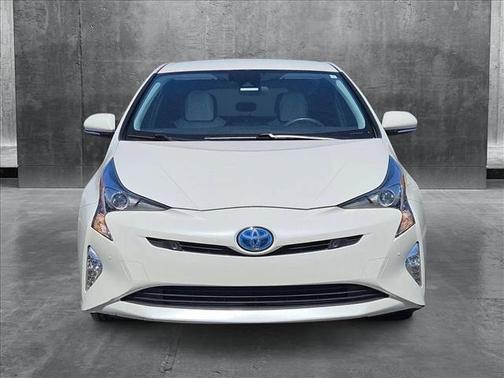 2018 Toyota Prius Three Touring