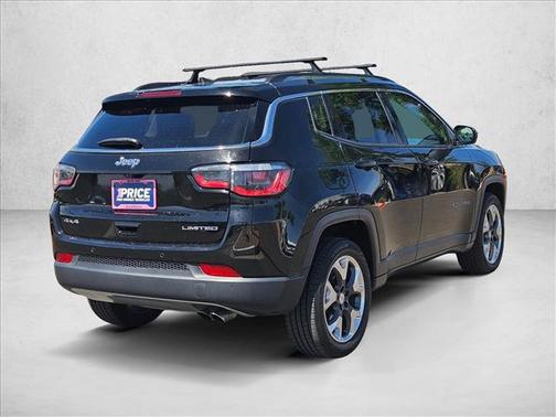 Diamond Black Crystal Pearlcoat 2018 Jeep Compass Limited