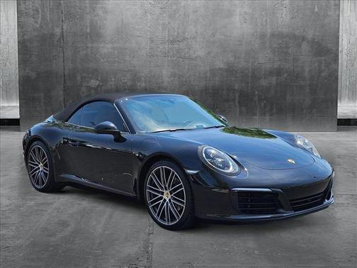 2019 Porsche 911 Carrera