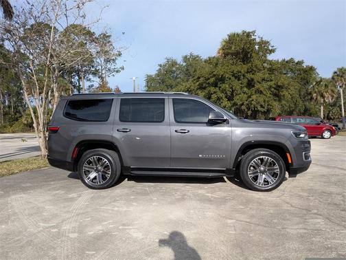 2022 Jeep Wagoneer Series III