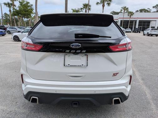White 2021 Ford Edge ST