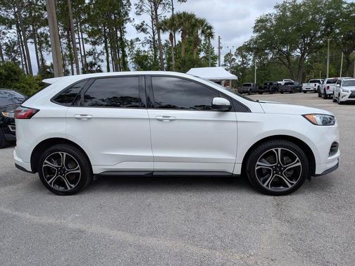 White 2021 Ford Edge ST
