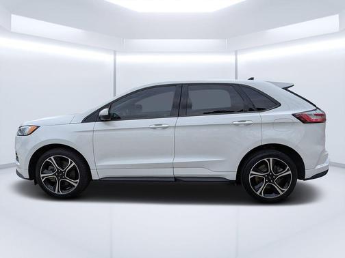 White 2021 Ford Edge ST