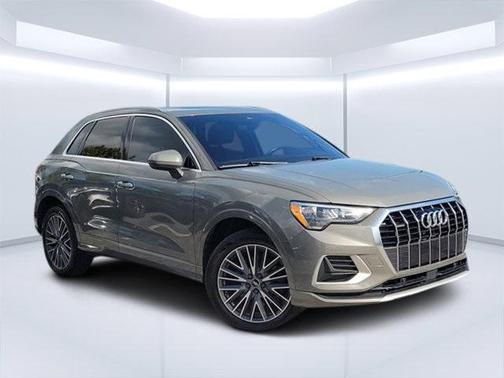 2022 Audi Q3 40 Premium