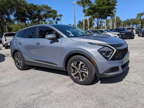 2025 Kia Sportage EX