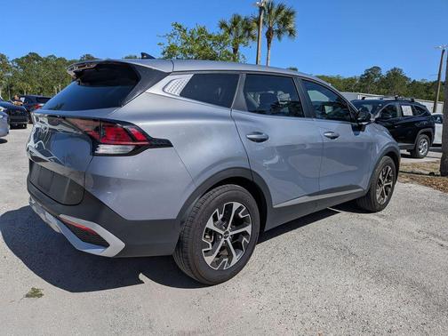 2025 Kia Sportage EX