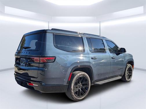 2023 Jeep Wagoneer Series II