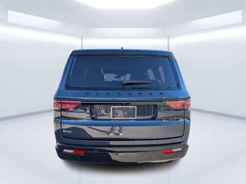 2023 Jeep Wagoneer Series II