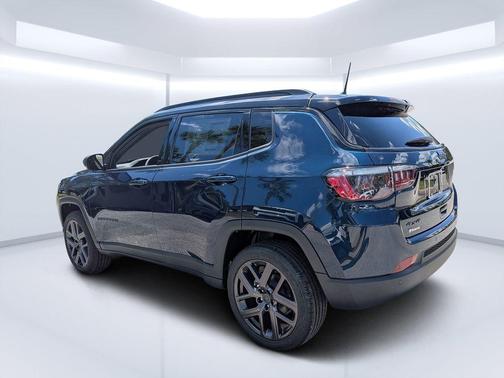 Fathom Blue Pearlcoat 2026 Jeep Compass Limited