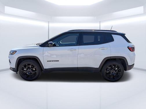 2023 Jeep Compass Altitude
