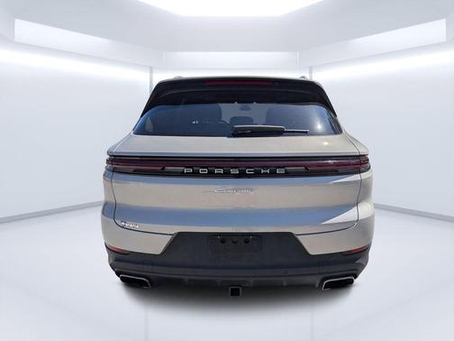 2024 Porsche Cayenne Base