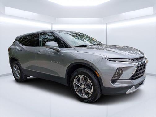 Sterling Gray Metallic 2023 Chevrolet Blazer 2LT