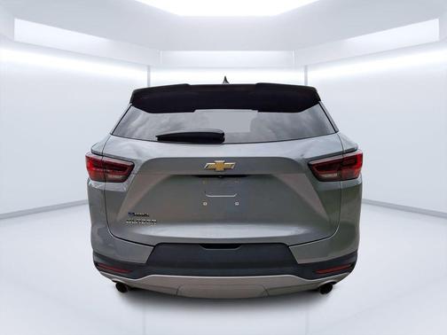 Sterling Gray Metallic 2023 Chevrolet Blazer 2LT