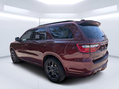 Octane Red Pearlcoat 2026 Dodge Durango GT Plus HEMI V8