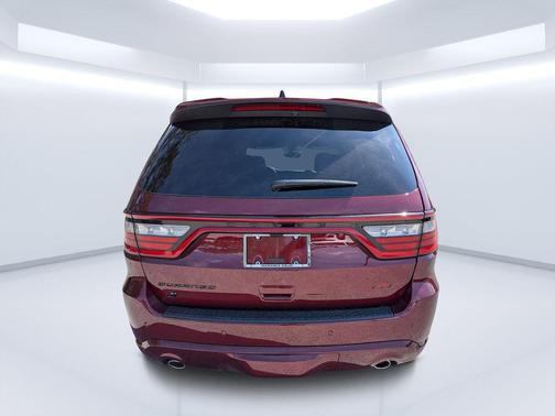 Octane Red Pearlcoat 2026 Dodge Durango GT Plus HEMI V8