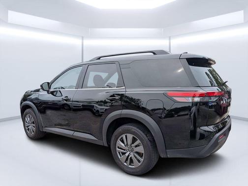 Black 2025 Nissan Pathfinder SV