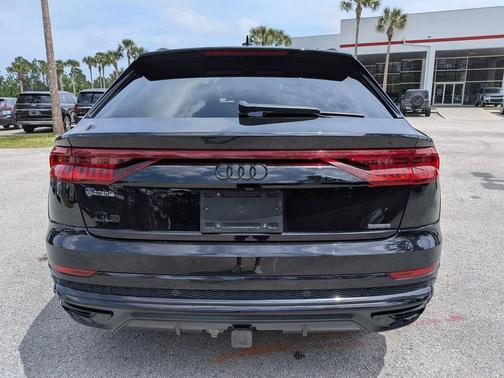 2021 Audi Q8 55 Premium Plus