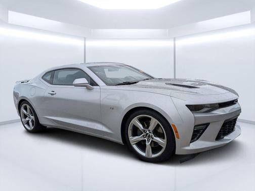 Silver Ice Metallic 2018 Chevrolet Camaro 2SS