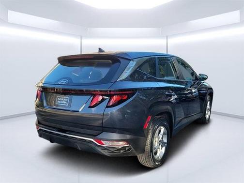 2022 Hyundai TUCSON SE