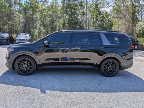 2025 Kia Carnival SX